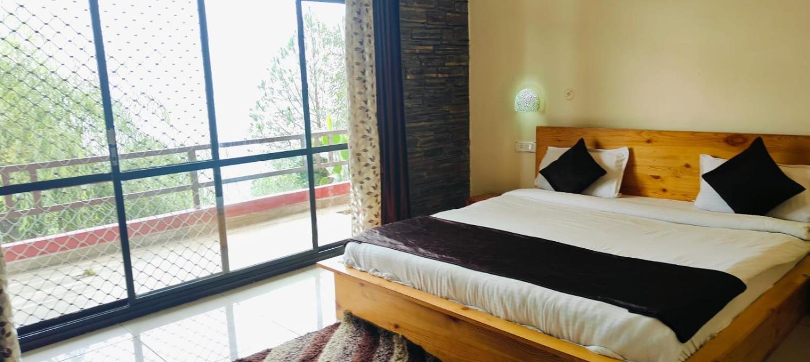 Rudra Retreat Otel Hawalbagh Oda fotoğraf